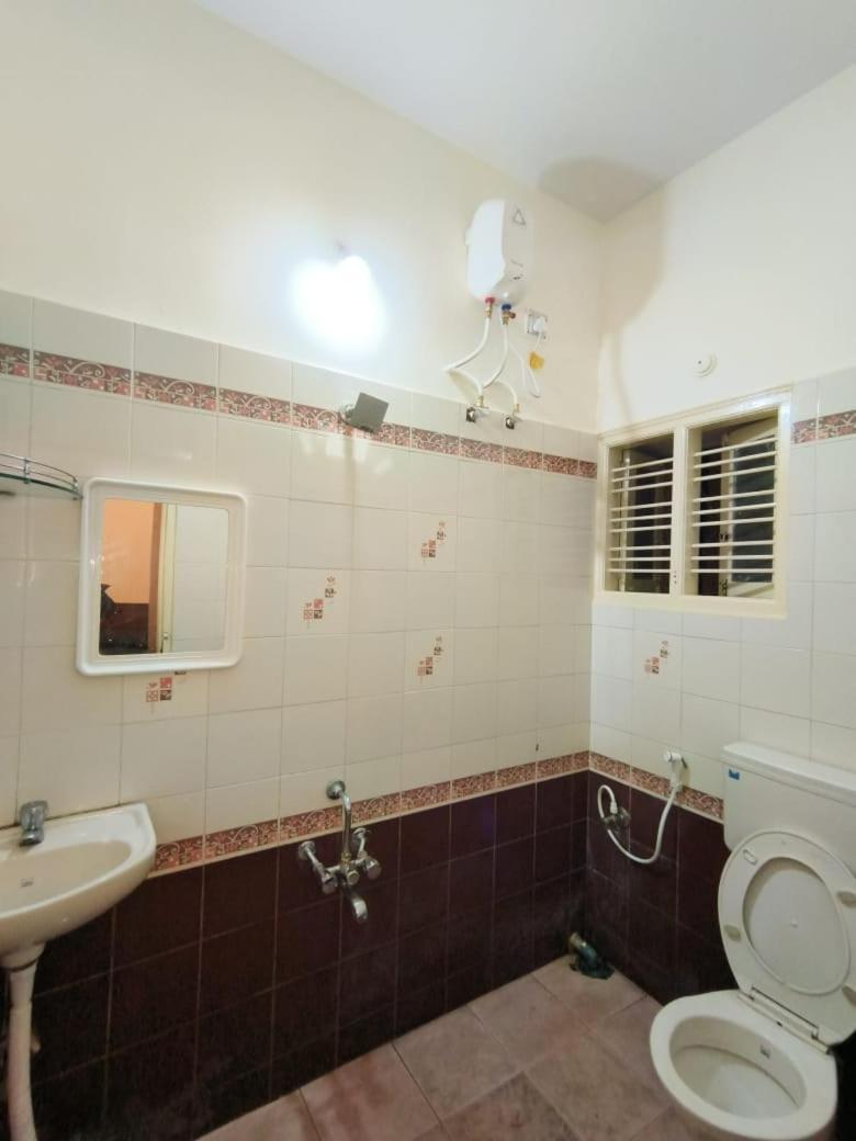 Homestayz Daffodil บังกาลอร์ ภายนอก รูปภาพ